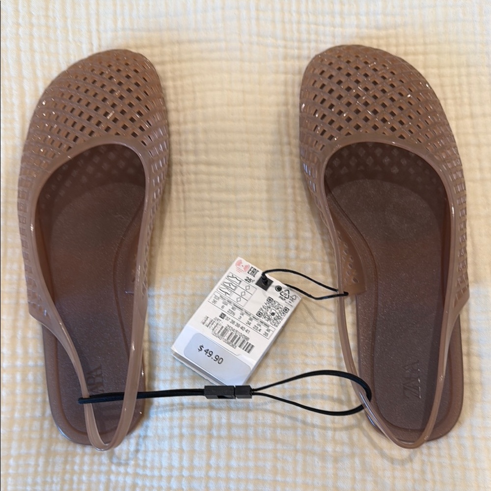 Zara jelly shoes sz 6 NWT